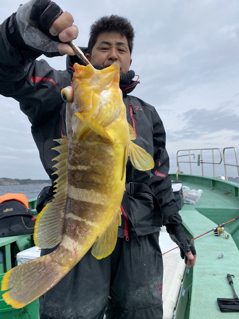 BBBC84C5-A3CC-4063-BD54-21218F0CD95E