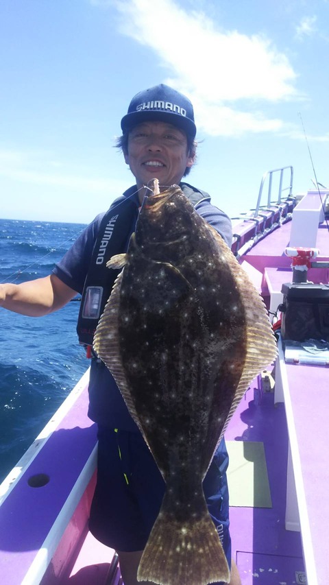 F3ABDF10-DE4A-4B32-A765-0488DF46F4E2