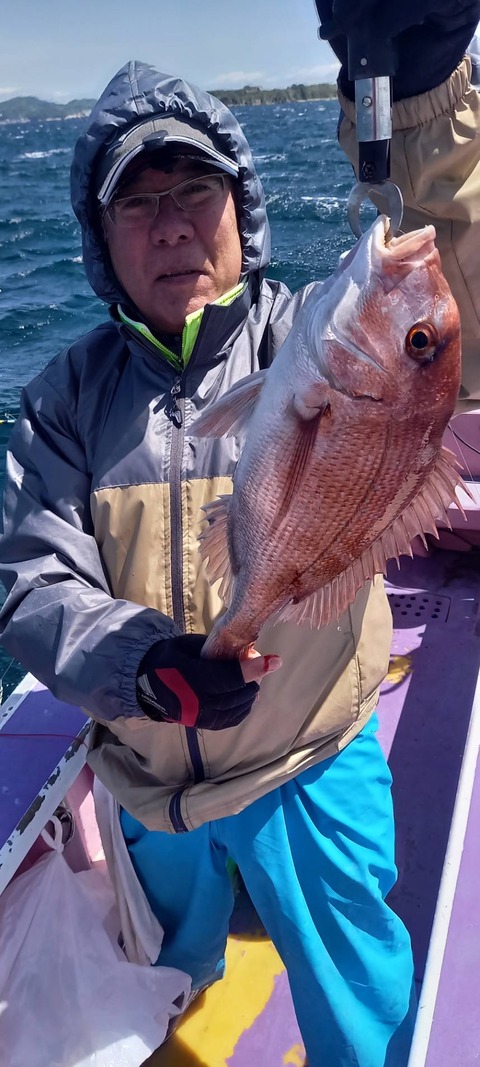 4C6DED23-0ABC-4D87-8C75-F6D5ACDB577A