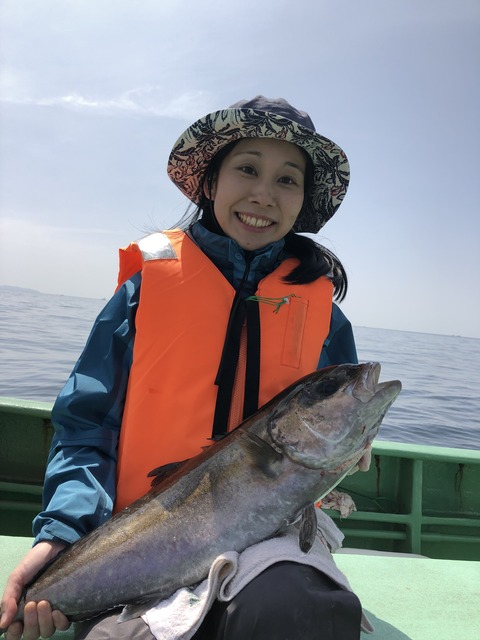 19E6BC75-828A-4C57-9B9C-14B9E8133140