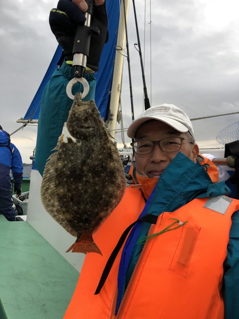 AD50D2E5-94AA-493D-B596-AC1D1CE5184E