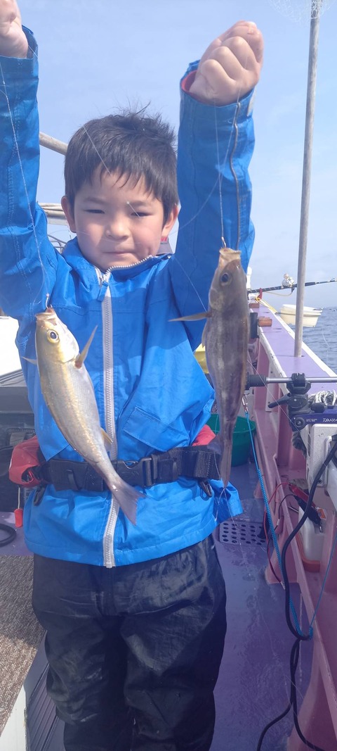 20BC94DC-1032-4A94-9ABC-4CD7A63F2E36