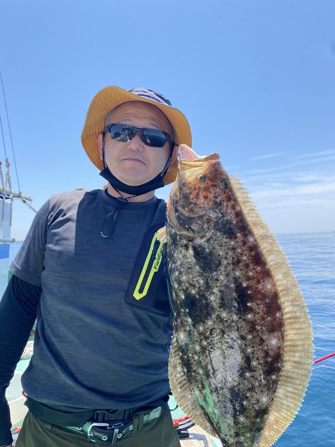 537FBB77-E569-464A-9468-A582C905E9BB