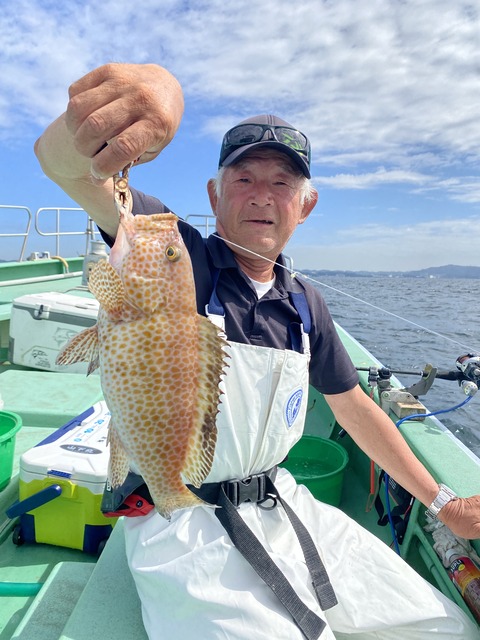 9F39B7D8-7D5B-43E9-85D1-EE4CCEE4467A