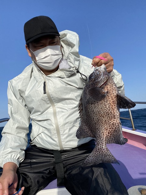 8444E3D3-7A97-4B29-8DC0-B41DD9DA9B01