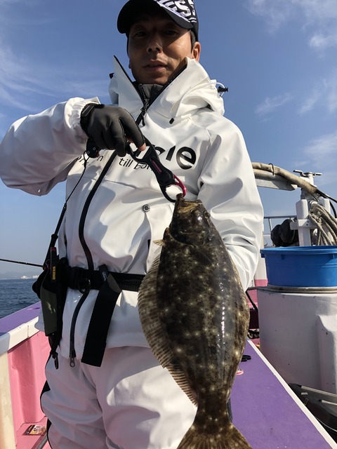 BC53B4B6-12F0-47C3-A8E5-065BB4621A2D