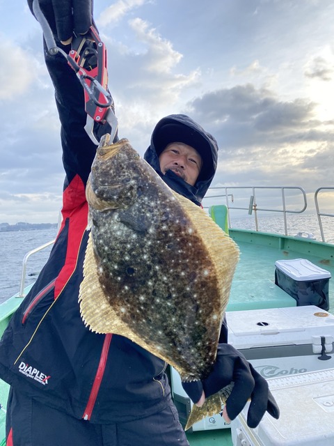 FB6BAD47-29D7-49E9-9651-0DEF22862C3F