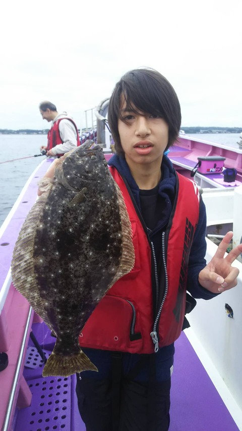 6146DEF9-BE69-4CA4-9573-654C33BE5EDB