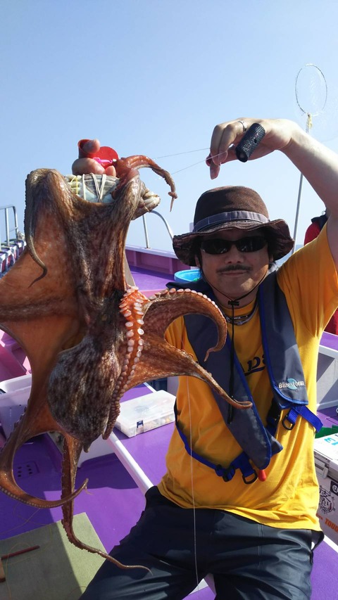 4C45585B-C0AE-4A90-8D18-4B4D52C8FAC1