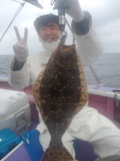 05D09F31-D6D7-4324-870C-AAB9E4FB74A3