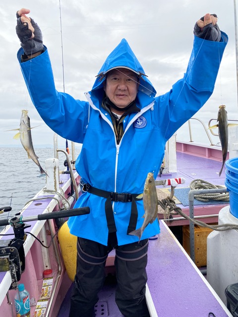 2715BD28-2F2C-4DC8-93A5-88C2E7EC34C9