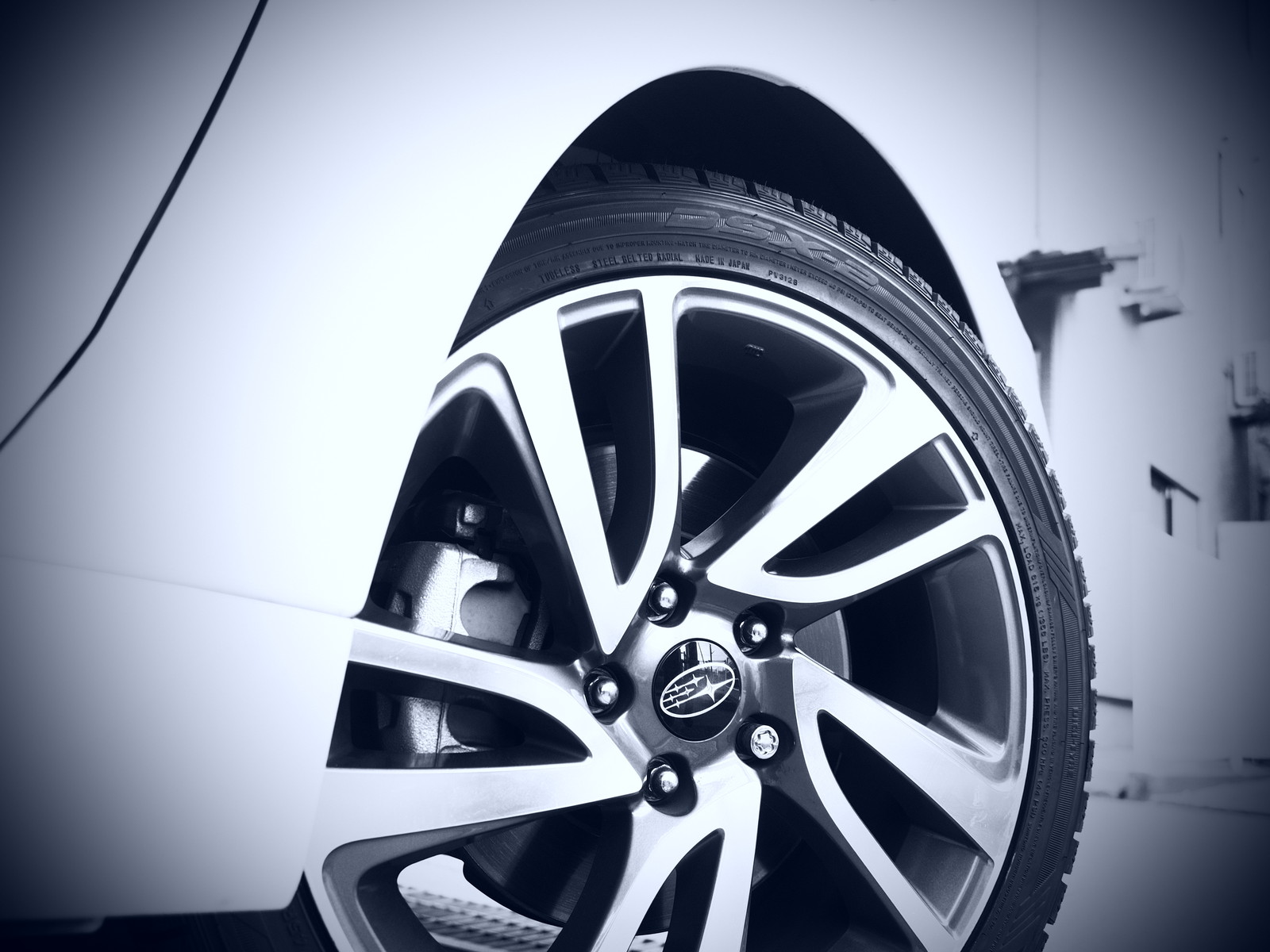 スタッドレスタイヤダンロップdsx-2 アルミホイール付き4本225/45/18