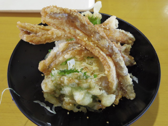たばくまんの太刀魚丼 ちゃぼちゃぼ日記