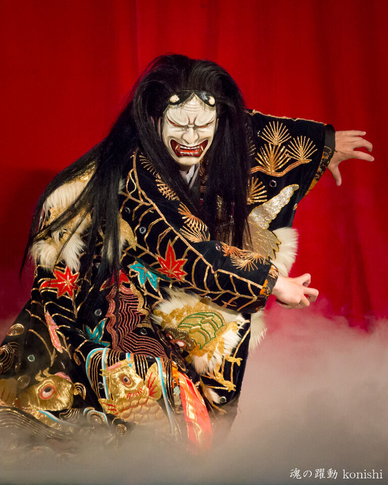 横田神楽団 吾妻山 21年4月24日 吉和神楽競演大会 魂の躍動 横田神楽団 吾妻山 21年4月24日 吉和神楽競演大会 魂の躍動
