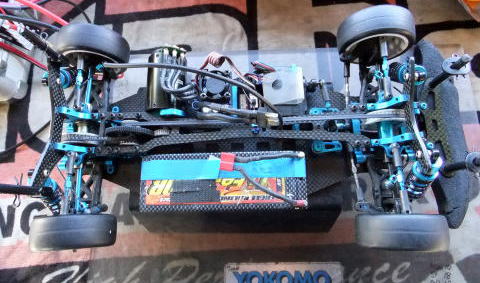 Takara R06 予定通りみっちりTA06を走らせてきた : ひろやんのRC日記