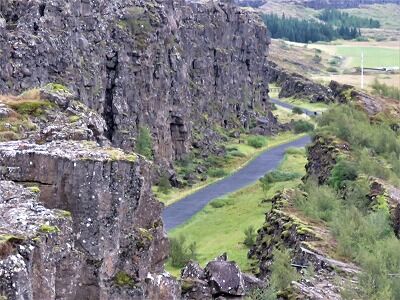 15 アイスランドの旅 シンクヴェトリル国立公園 キラキラ80代のおひとりさまの旅と生活 のぶこトラベル 1