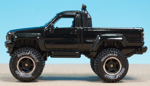 Hot Wheels Back to the Future 1987 TOYOTA Pickup Truck Toy