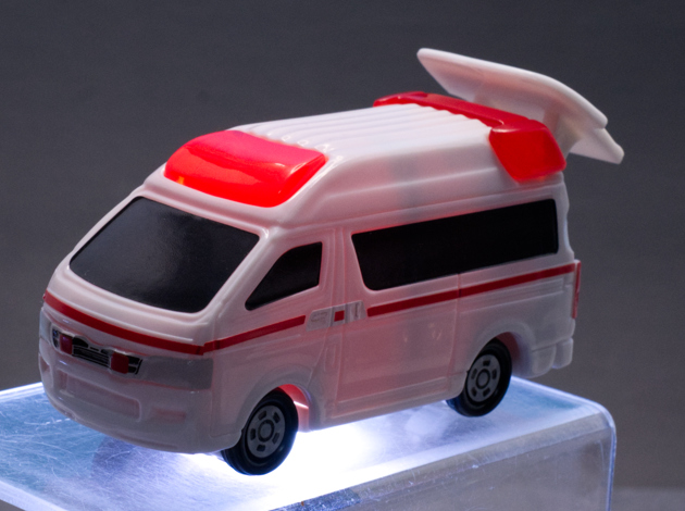 Amazon.co.jp: /ハッピーセット トミカ/ NV400 EV救急車