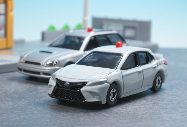 レビュー トミカ No31 トヨタ カムリ スポーツ 覆面パトロールカー ミニカー沼 トミカ|No.31 トヨタ カムリスポーツ 覆面パトロールカー