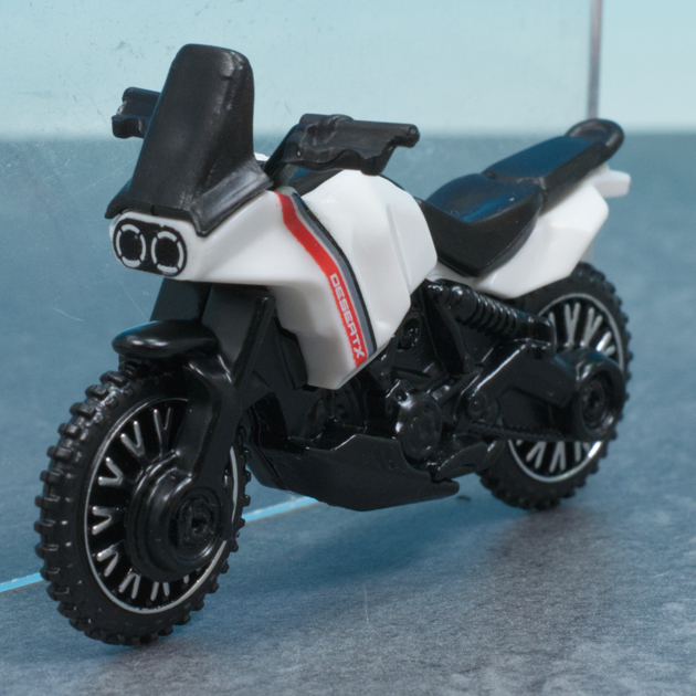レビュー ホットウィール ドゥカティ デザートX : ミニカー沼 レビュー ホットウィール ドゥカティ デザートX : ミニカー沼