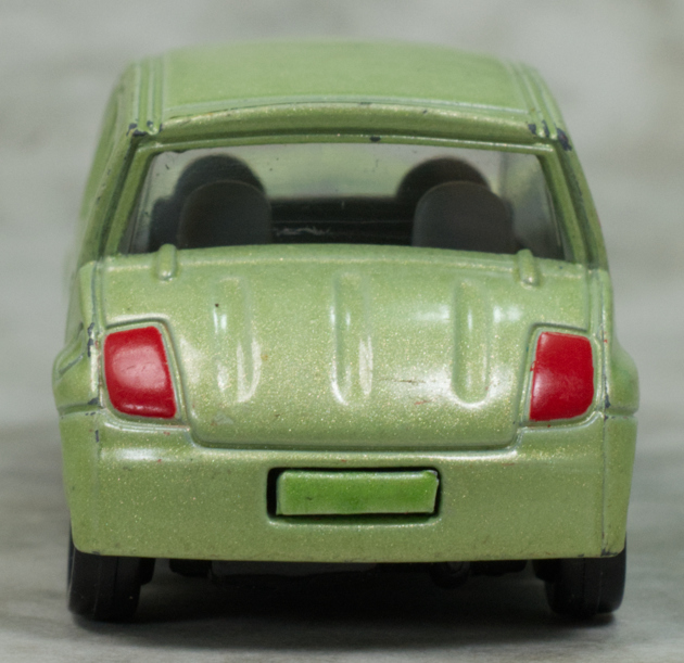 レビュー トミカ No.27 トヨタ WiLL Vi : ミニカー沼