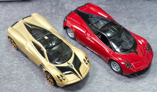 パガーニ ウワイラレッド ミニカー ゴールドホイール パガーニ ウワイラレッド ミニカー ゴールドホイール
