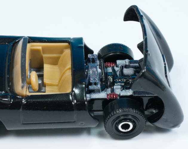 Amazon.com: Matchbox 1955 Porsche 550 Spyder, Moving Parts