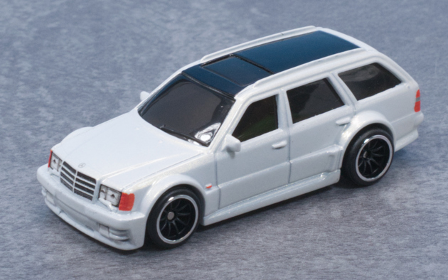 レビュー ホットウィール ブールバード メルセデス・ベンツ E36 レビュー ホットウィール ブールバード メルセデス・ベンツ E36