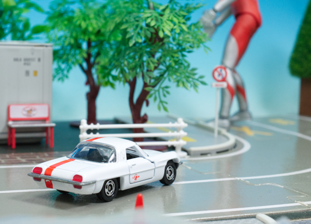 1/18 Nerv Official Business CoupeNERV官用車 Nerv Official Business