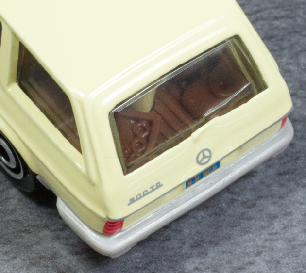 レビュー マッチボックス '80 メルセデス・ベンツ S123 レビュー マッチボックス '80 メルセデス・ベンツ S123