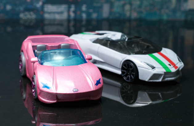 ホットウィール バービー Barbie エクストラ　2台 即日発送》ホットウィール バービー エクストラ 2台セット - メルカリ