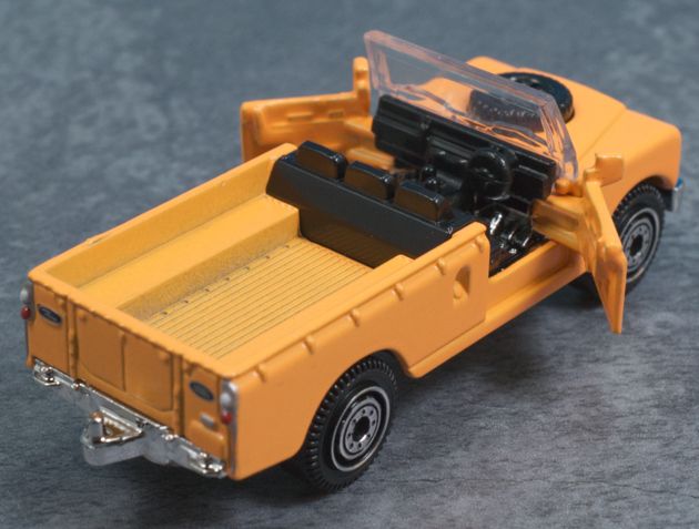 レビュー マッチボックス ムービングパーツ 1965 ランドローバー GEN