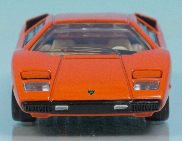 レビュー トミカプレミアム No.33 ランボルギーニ カウンタック レビュー トミカプレミアム No.33 ランボルギーニ カウンタック