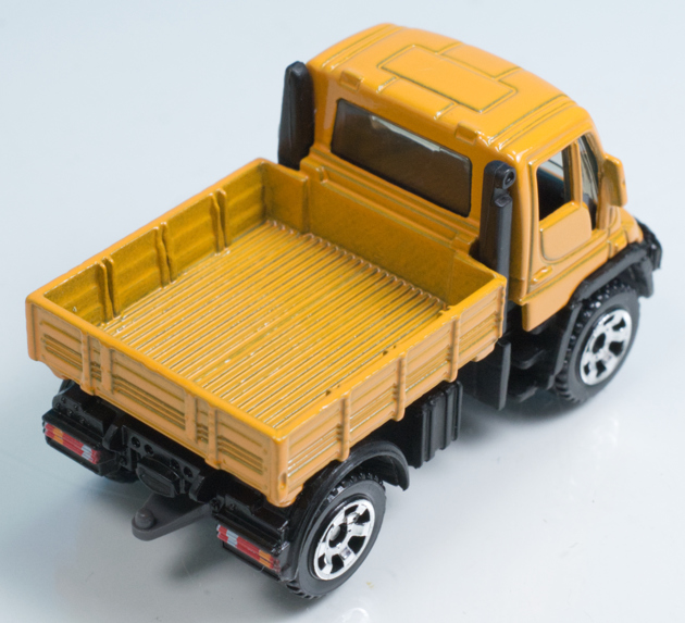 レビュー マッチボックス メルセデス・ベンツ ウニモグ U300 : ミニカー沼