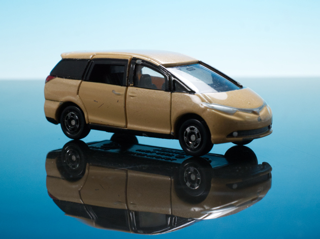 レビュー トミカ No.99 トヨタ エスティマ（3代目） : ミニカー沼