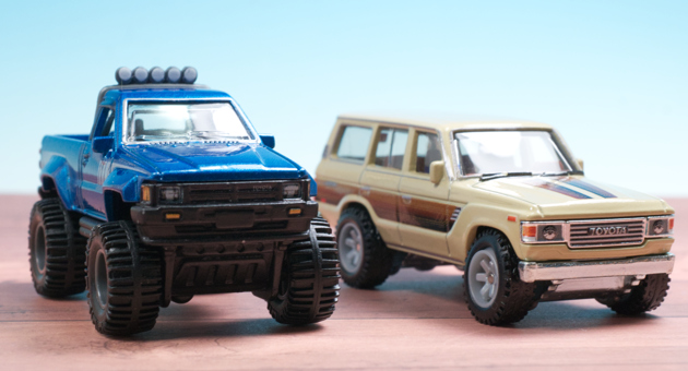 1/64 ホットウィール バックトゥザフューチャー トヨタ
