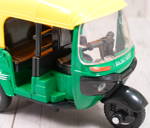 レビュー TOMMYFIELD 1/14スケール 3輪ミニカー トゥクトゥク