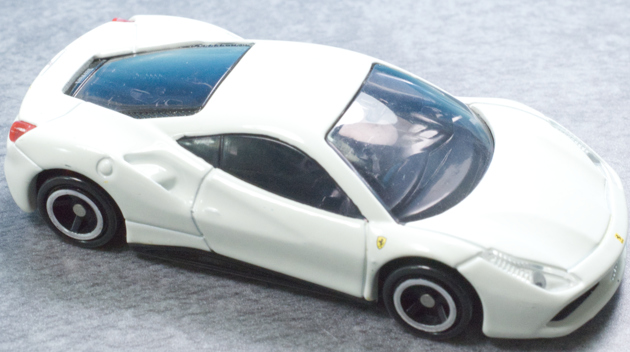 レビュー トミカ フェラーリ 488 GTB（フェラーリセット