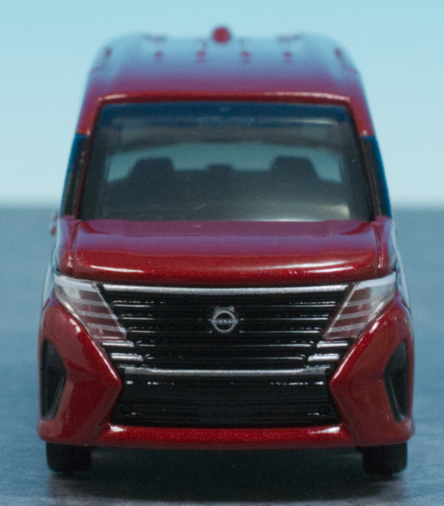 レビュー トミカ No.94 日産 セレナ(初回特別仕様) : ミニカー沼 レビュー トミカ No.94 日産 セレナ(初回特別仕様) : ミニカー沼