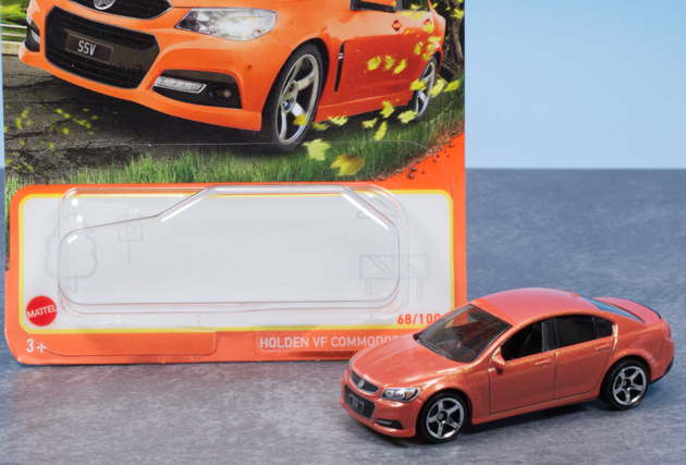 レビュー マッチボックス ホールデン VF コモドア SSV : ミニカー沼