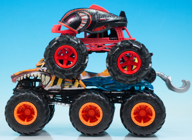 ホットウィール(Hot Wheels) モンスタートラック トランスポーター 178917dc153839ee46a8ca000525cf