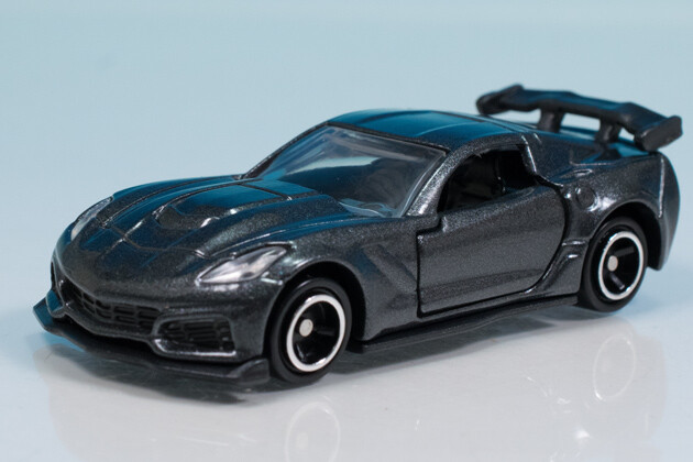 Amazon.co.jp: トミカ No.31 シボレー コルベット ZR1 (初回
