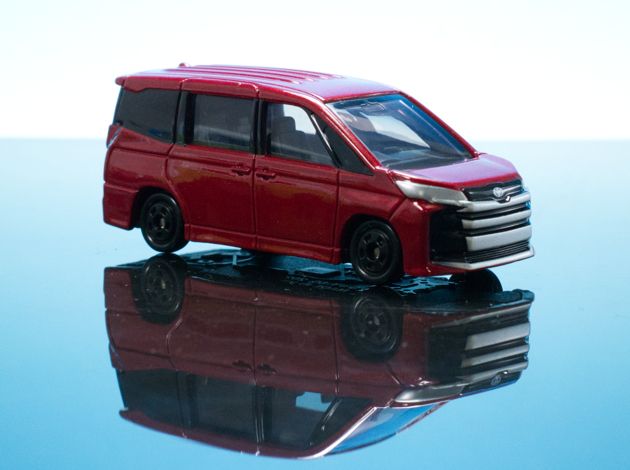 【ゆーりん様☆専用車】□改造□トミカ□カスタム□ミニカー□８０ノア後期□深リム□ 絶版☆80☆ノア】□改造□トミカ□カスタム□ミニカー□深リム