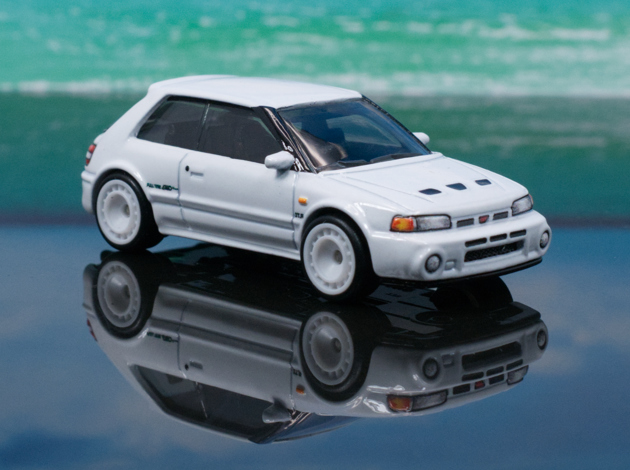 レビュー ホットウィール ブールバード マツダ 323 GTR : ミニカー沼