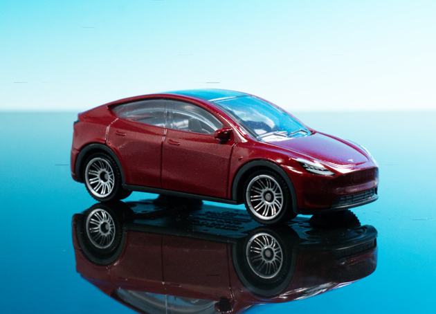 Y　TESLA MODEL Y テスラ　モデルY　マッチボックス Amazon.co.jp: マッチボックス Tesla モデルY : おもちゃ
