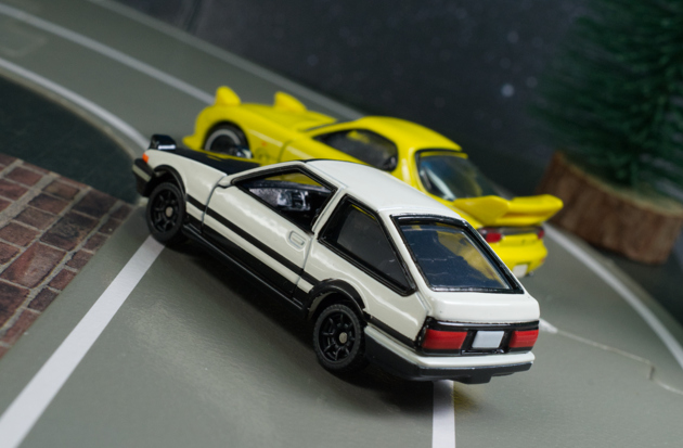 レビュー トミカプレミアム unlimited 12 頭文字D RX-7(高橋啓介