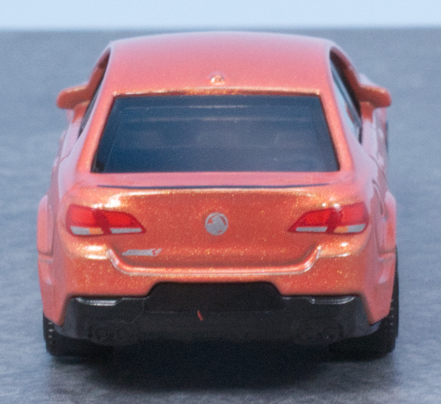 レビュー マッチボックス ホールデン VF コモドア SSV : ミニカー沼