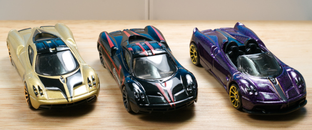 パガーニ ウワイラレッド ミニカー ゴールドホイール パガーニ ウワイラレッド ミニカー ゴールドホイール Pagani » BT Diecast