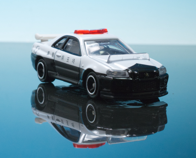 レビュー トミカ No.1 日産スカイライン GT-R（BNR34）パトロールカー