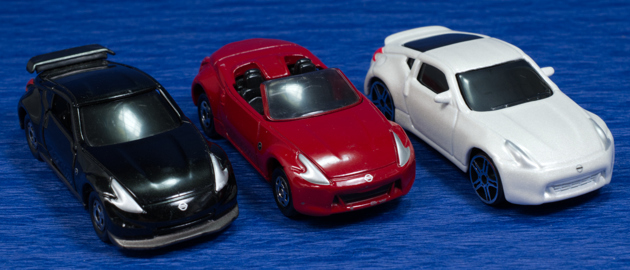 レビュー トイザらス フレッシュメタル100/Maisto「2009 日産 レビュー トイザらス フレッシュメタル100/Maisto「2009 日産